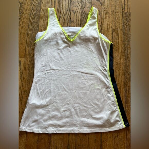 Boston Proper Sport Tank Top - Picture 3 of 3